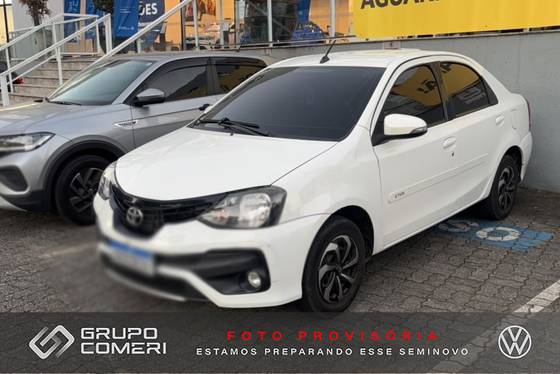 TOYOTA ETIOS 1.5 X PLUS SEDAN 16V FLEX 4P AUTOMÁTICO TOYOTA ETIOS 1.5 X PLUS SEDAN 16V FLEX 4P AUTOMÁTICO